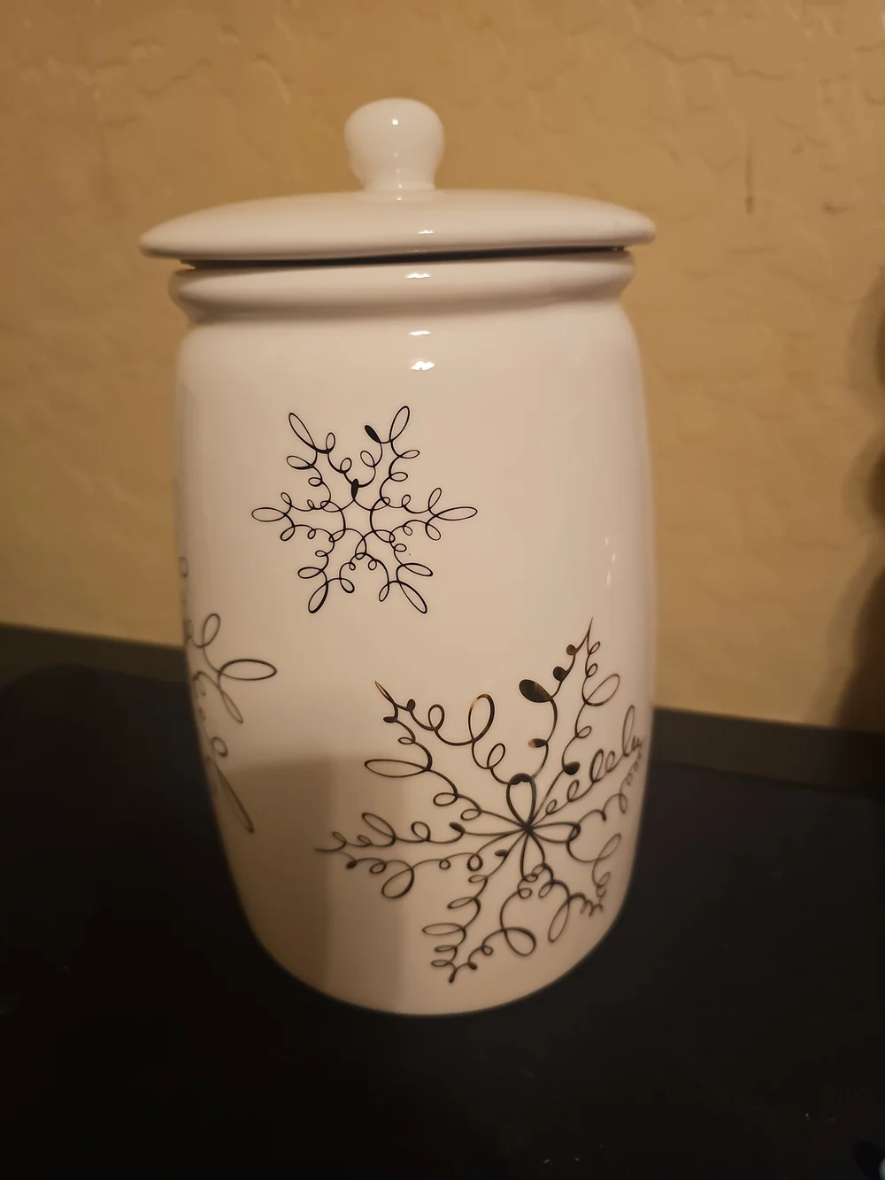 Servappetit Holiday Cookie Jar 8.5